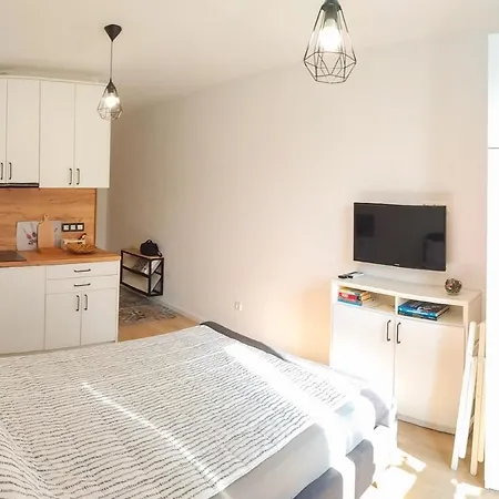 Loli’s Apartment Burgas City